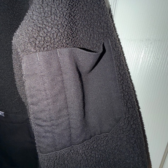 Women's Figs On-Shift Sherpa Jacket in Black - Picture 3 of 16